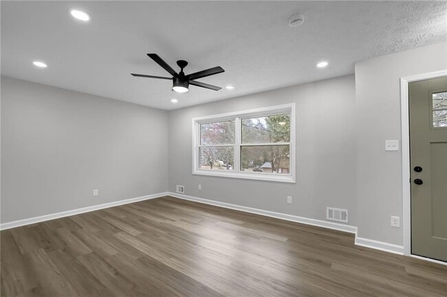 Building Photo - 2017 Allwood Ct NW
