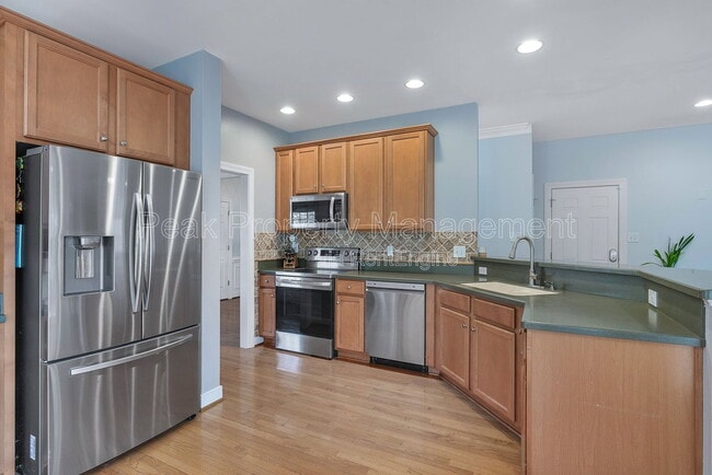 Building Photo - 9069 Brigadier Rd