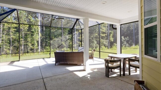 Building Photo - 652 Ocean Hammock Lp
