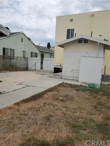 Building Photo - 1309 S Woods Ave