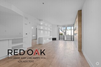 Building Photo - Magnificent One Bedroom with INCREDIBLE Ro...