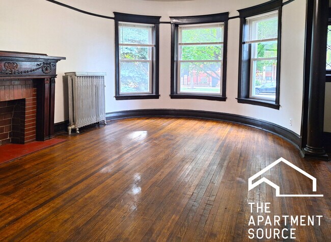 Building Photo - 4533 S Michigan Ave