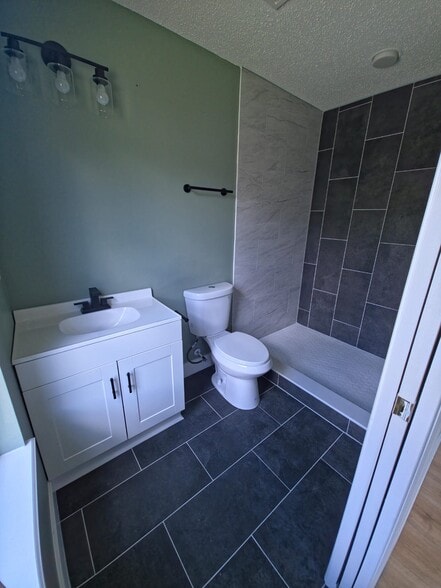 Building Photo - 6119 Morse Glen Ct