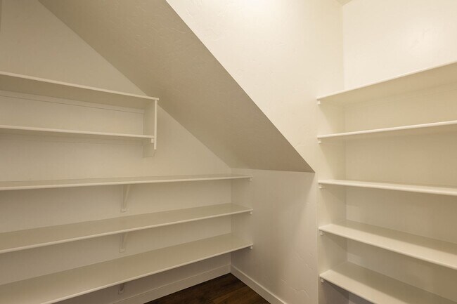 Building Photo - Brand New Home in an Amenity Filled Neighborhood