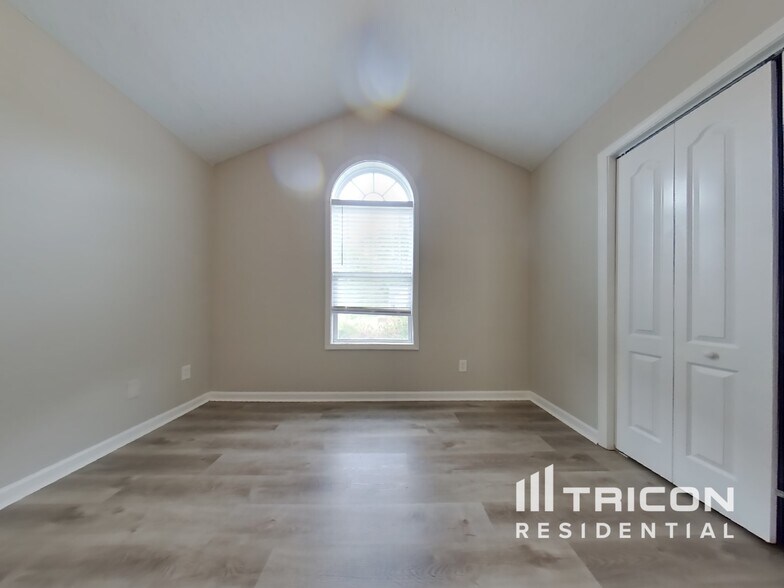 Building Photo - 136 Reid Plantation Dr
