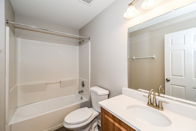 Building Photo - 5342 Arlington Rd