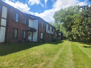 Building Photo - Modern 1-Bedroom Apartment in Irondequoit ...