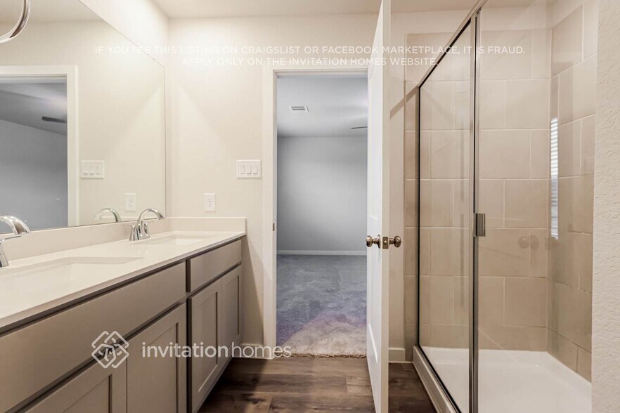 Building Photo - 19955 Park Mesa Ln