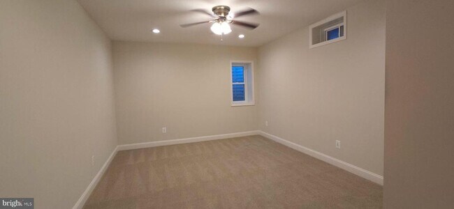 Building Photo - 1117 Aquia Dr