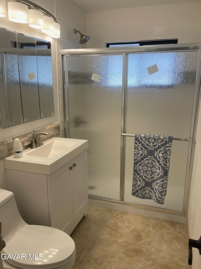 Building Photo - 3171 Milton Dr