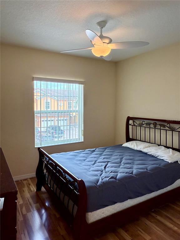 Building Photo - 2060 Royal Vista Ct