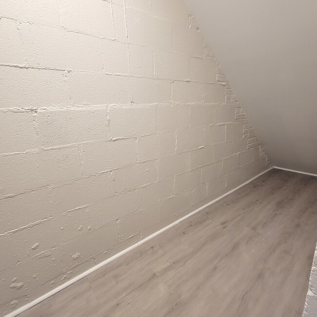 Building Photo - 6537 173rd Pl