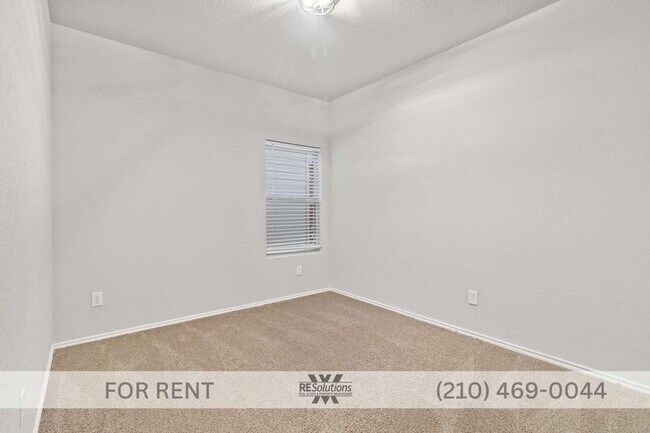 Building Photo - 5526 Daniel Wy