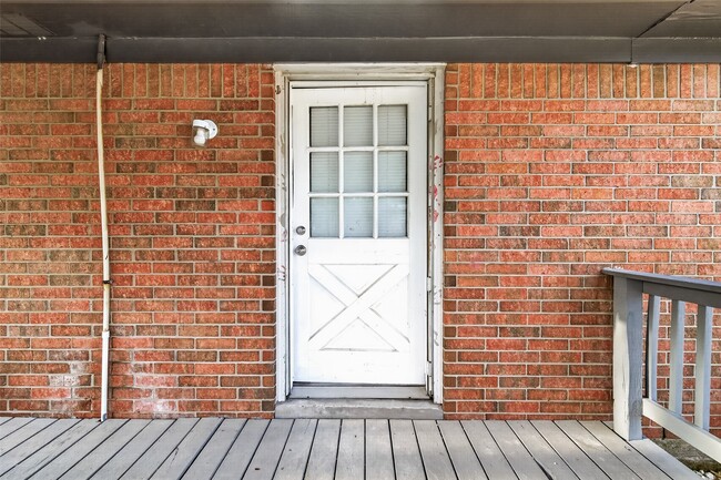 Building Photo - 1449 Mesquite St
