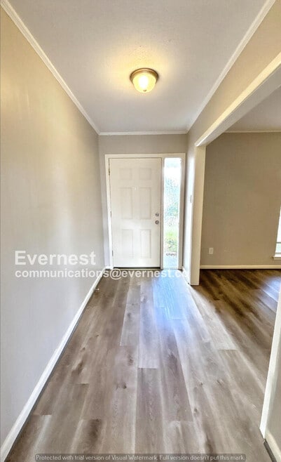 Building Photo - 2011 Williamsburg Ct S