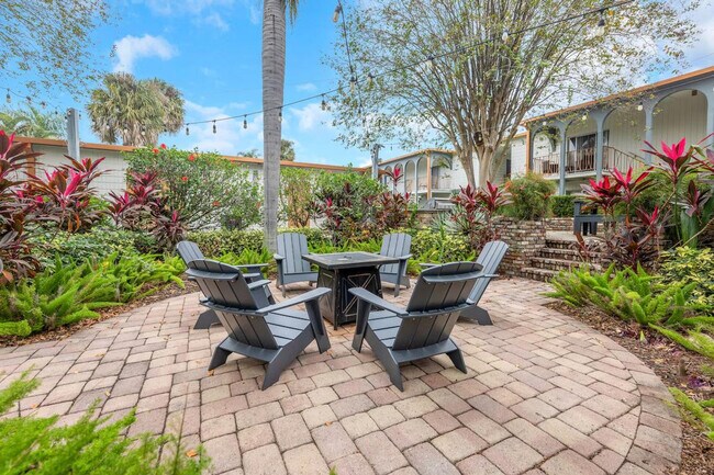 Building Photo - 4355 FL-60