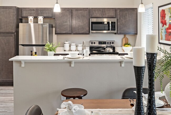 Building Photo - Wilson Creek Townhomes - $500 off with 6-months of free covered parking for move-ins by the end o...