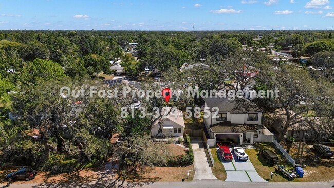 Building Photo - Private Yard Living with Recent Upgrades in Central Tampa