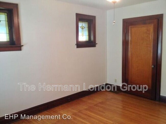 Building Photo - 4515-4517 Rosa