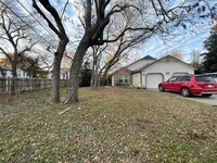 Building Photo - 13218 Cowdray Park