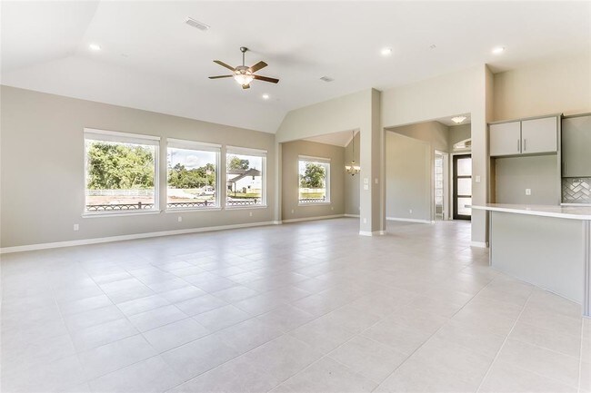 Building Photo - 4227 Carol Ridge Dr