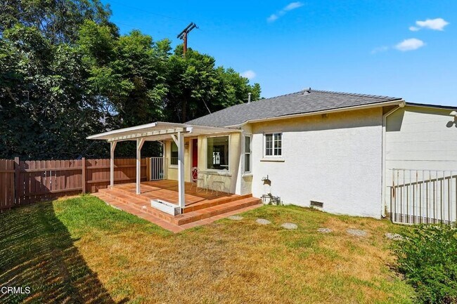 Building Photo - 10734 Oro Vista Ave