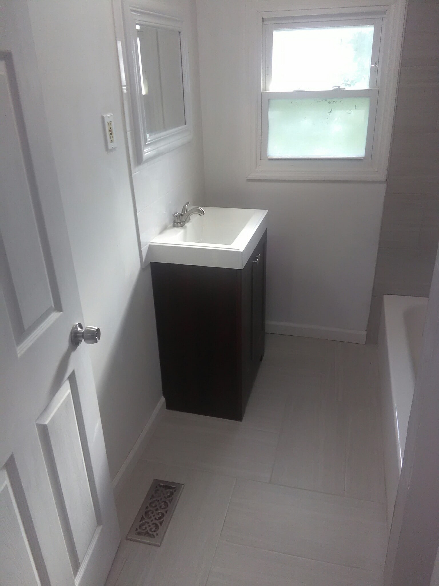 BATHROOM - 324 Fisher Avenue
