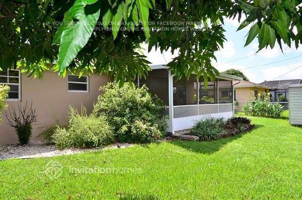 Building Photo - 1037 SW 28th Ave