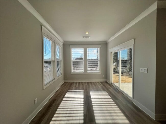 Building Photo - 150 Cruce Lake Ct