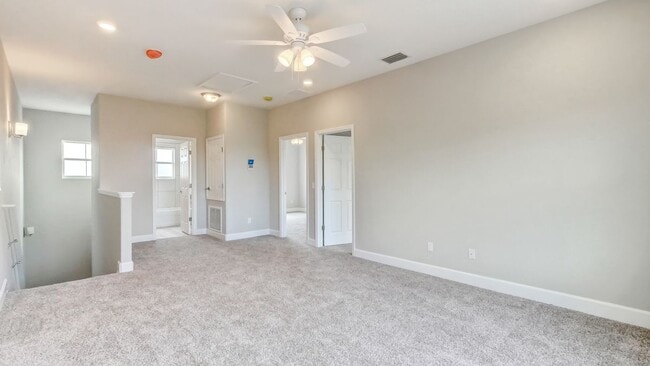 Building Photo - 8544 Magnificent Ln