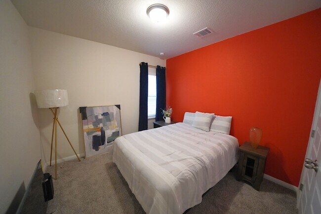Building Photo - Gorgeous First-Time Rental in Saint Hedwig (SCUCISD) Rental Commission: $500