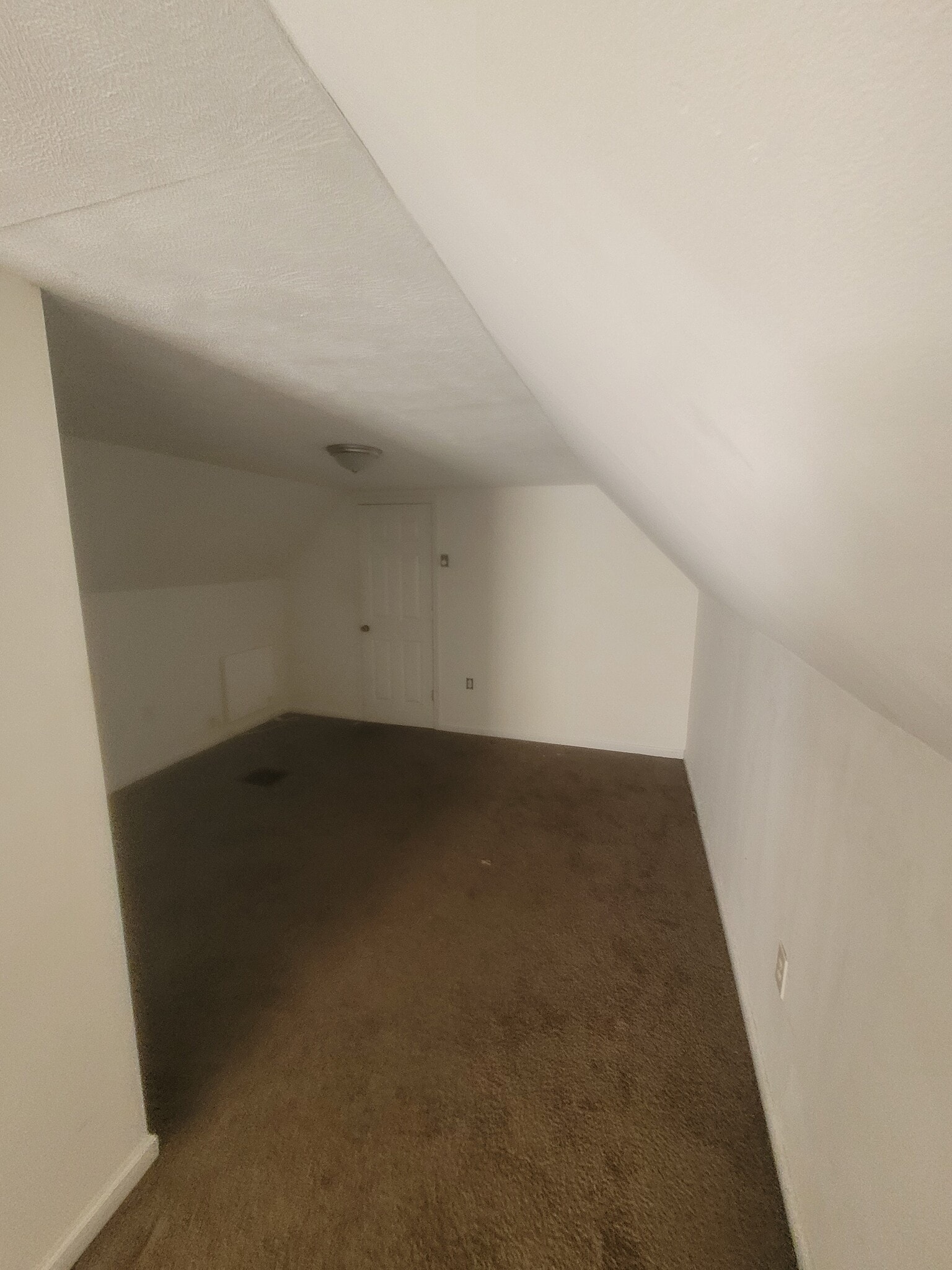 Building Photo - 6330 Carl Ave