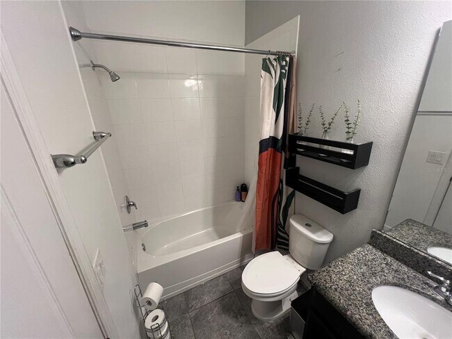 Building Photo - 5240 Landmark Dr