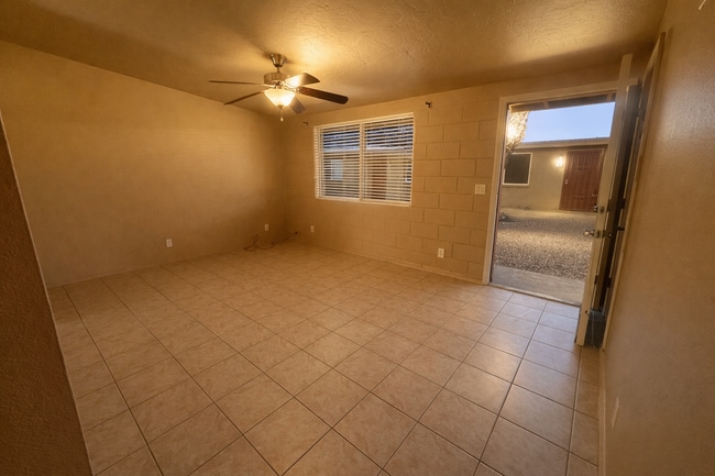 Building Photo - 2821 N Columbus Blvd