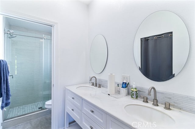 Building Photo - 64109 Doral Dr