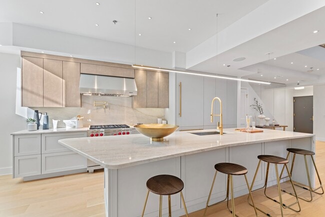 Building Photo - The Raphael 3 Bedroom Rental