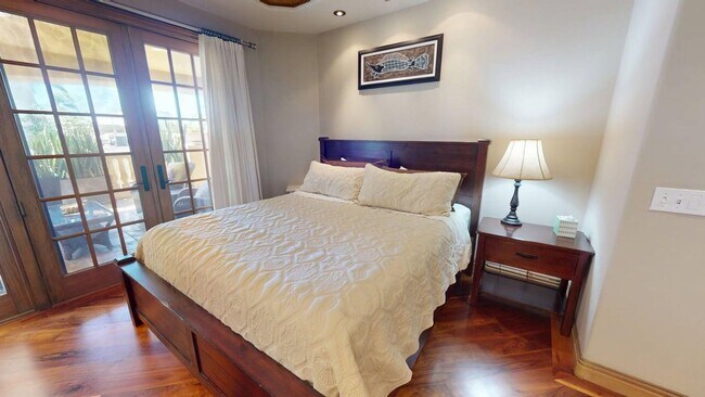 Building Photo - Luxury Coronado Condo in Regatta Bay