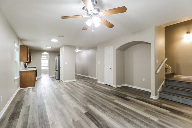 Building Photo - 5049 Rifle Rd