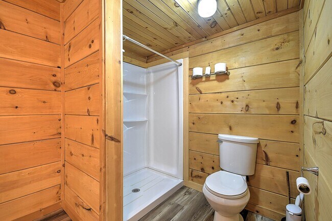 Building Photo - 13625 Horton Hwy