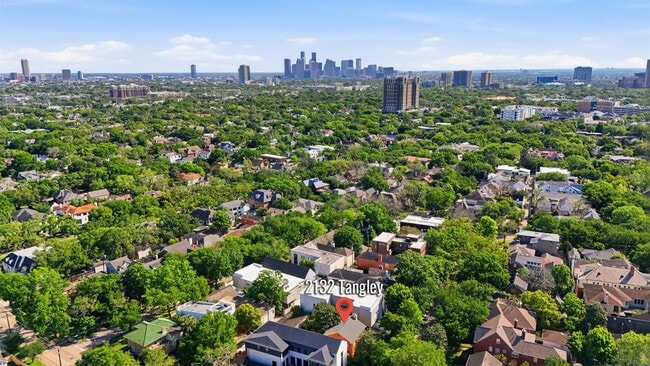 Building Photo - 2132 Tangley St