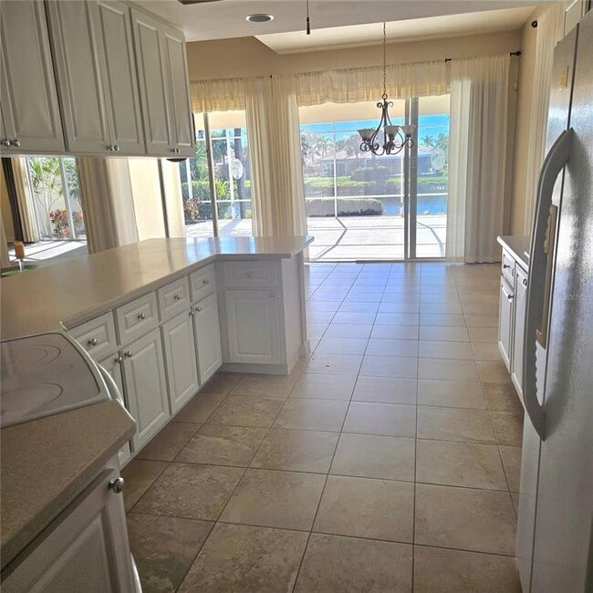 Building Photo - 13415 Coluccio St