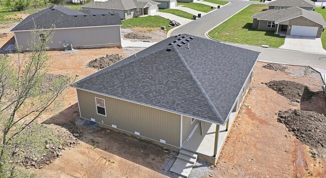 Building Photo - 46 Whitley Ln