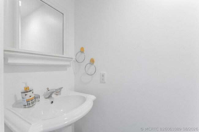 Building Photo - 455 Juno Dunes Way