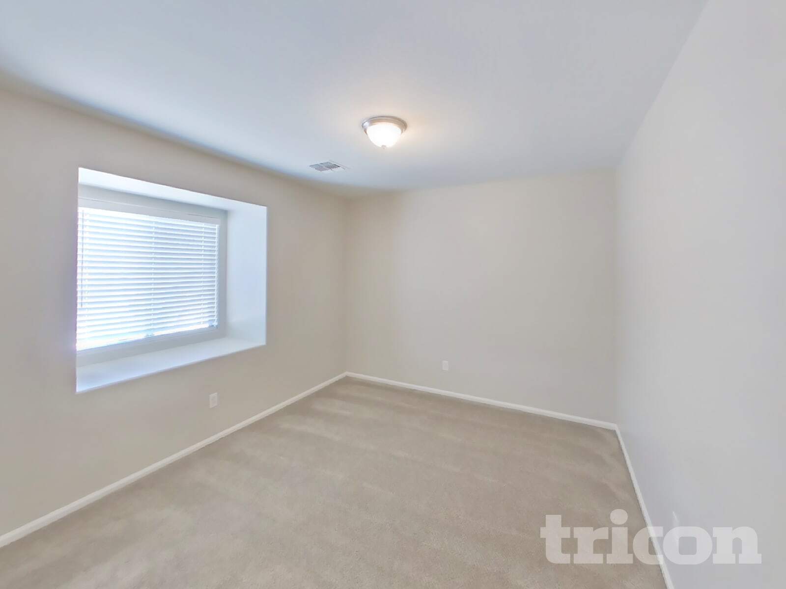 Building Photo - 4912 N 109th Ave