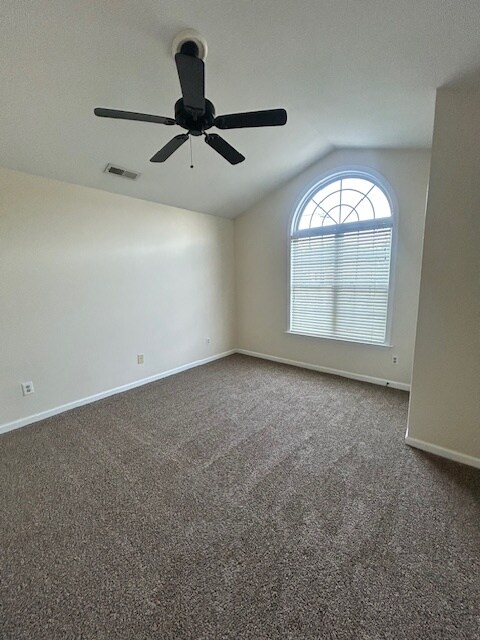Building Photo - 2113 Thornblade Dr