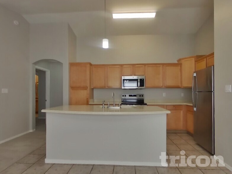 Building Photo - 13227 W Port Au Prince Ln