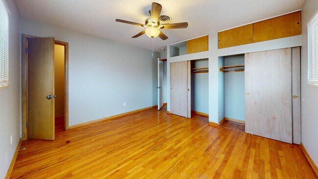 Building Photo - 7405 Marlborough Ave