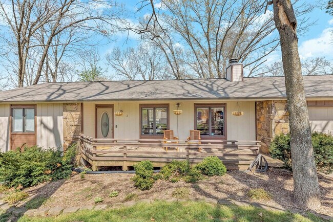 Building Photo - 2 Felton Ln