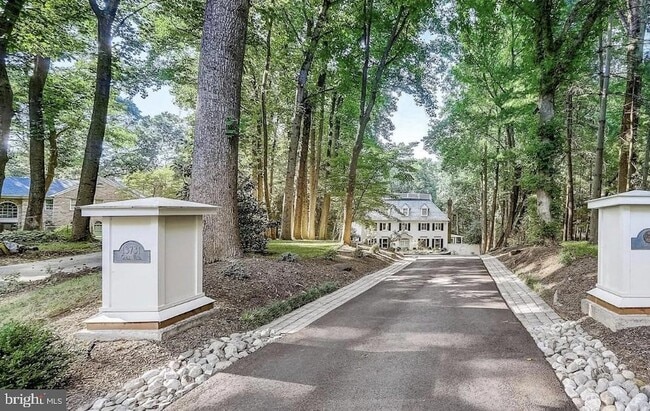 Building Photo - 13731 Canal Vista Ct