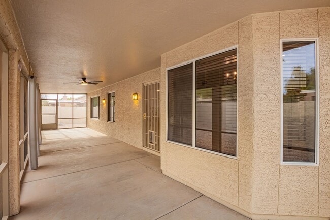 Building Photo - Sun Lakes long term Rental